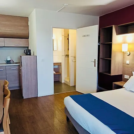 Hotel apartamentowy Oceane 3*