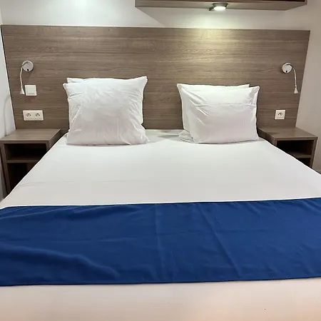 Hotel apartamentowy Oceane Avrainville (Essonne)